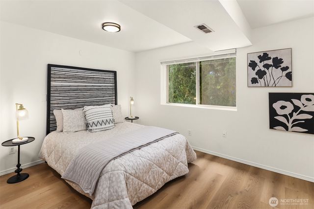 10922 80th Place NE, Kirkland, WA 98034