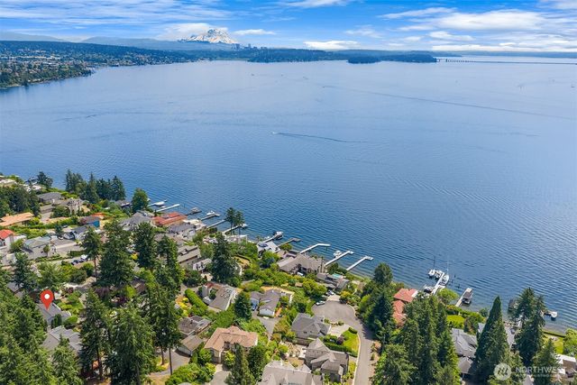 10922 80th Place NE, Kirkland, WA 98034