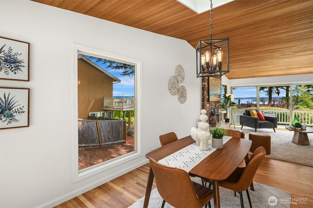 10922 80th Place NE, Kirkland, WA 98034
