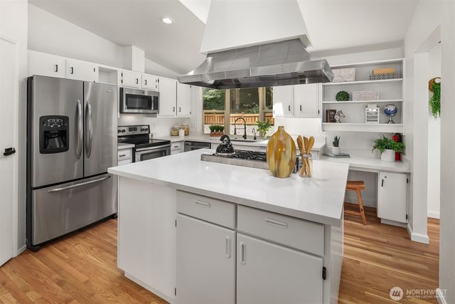 10922 80th Place NE, Kirkland, WA 98034