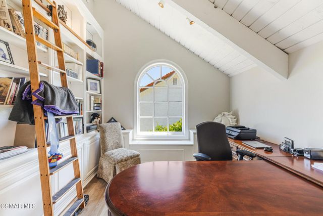 1040 Finrod Court, Westlake Village, CA 91361