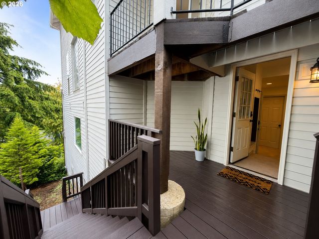 18 NORTHVIEW Ct, Lake Oswego, OR 97035