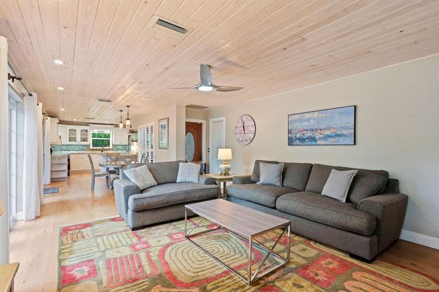 3315 FERNWOOD Drive, Boynton Beach, FL 33435