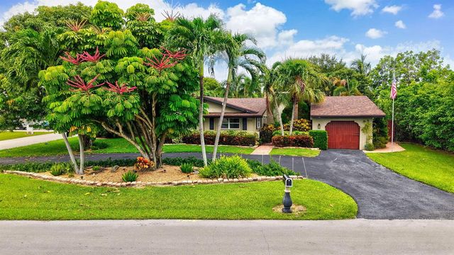 3315 FERNWOOD Drive, Boynton Beach, FL 33435