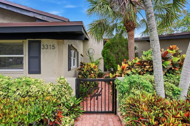 3315 FERNWOOD Drive, Boynton Beach, FL 33435