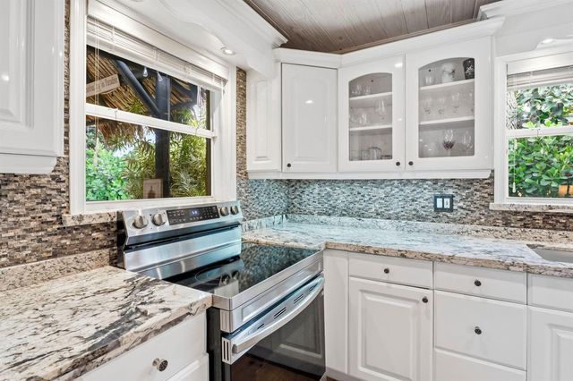 3315 FERNWOOD Drive, Boynton Beach, FL 33435