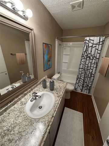 4639 Williams Road 108, Benbrook, TX 76116