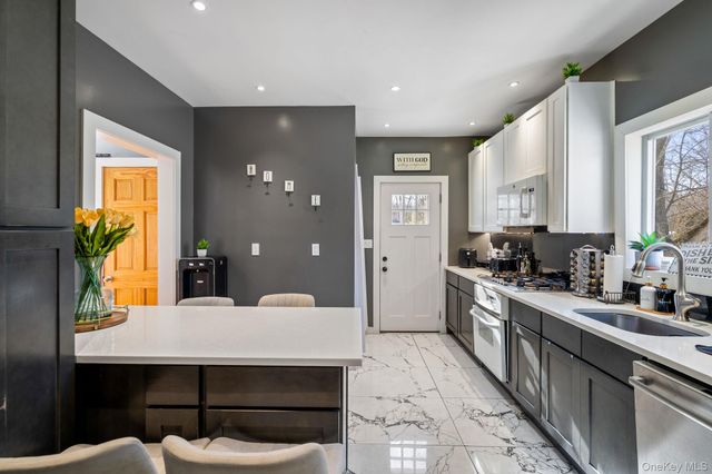 4 James Street, Harriman, NY 10926