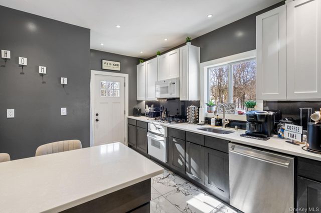 4 James Street, Harriman, NY 10926