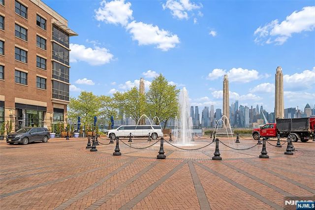 22 Ave At Port Imperial Avenue 428, West New York, NJ 07093