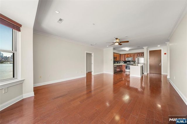 22 Ave At Port Imperial Avenue 428, West New York, NJ 07093