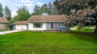 694 S Maple Leaf Lane, La Porte, IN 46350