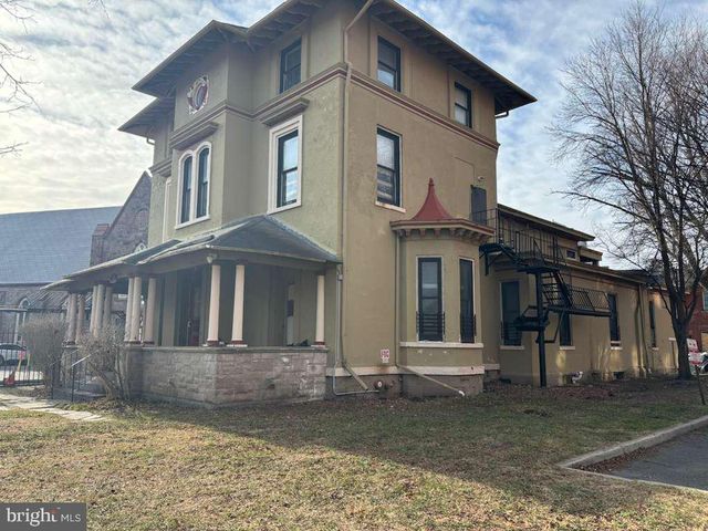 21 N CLINTON AVE, Trenton, NJ 08609