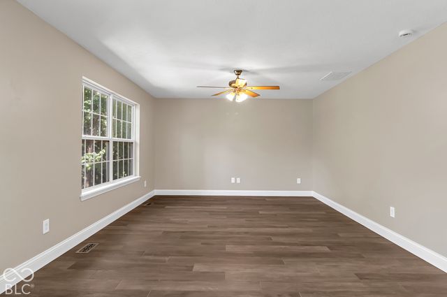 11890 Sand Creek Boulevard, Fishers, IN 46037