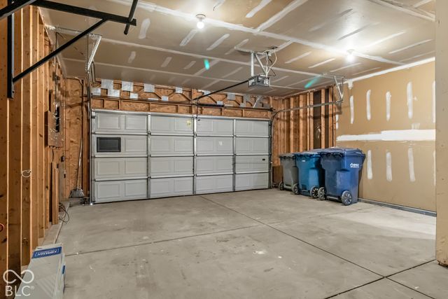 11890 Sand Creek Boulevard, Fishers, IN 46037