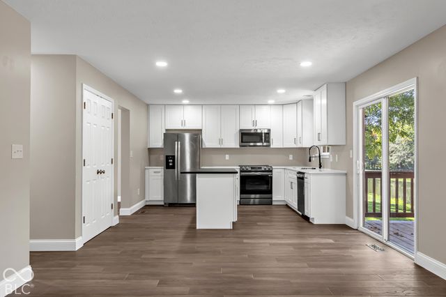 11890 Sand Creek Boulevard, Fishers, IN 46037