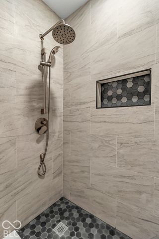 11890 Sand Creek Boulevard, Fishers, IN 46037