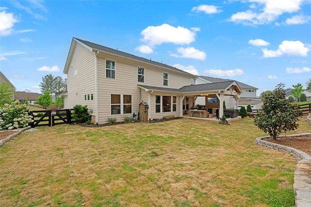 7935 WELCH Mill, Ball Ground, GA 30107