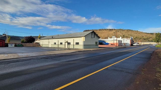 862 NW 3rd Street, Prineville, OR 97754