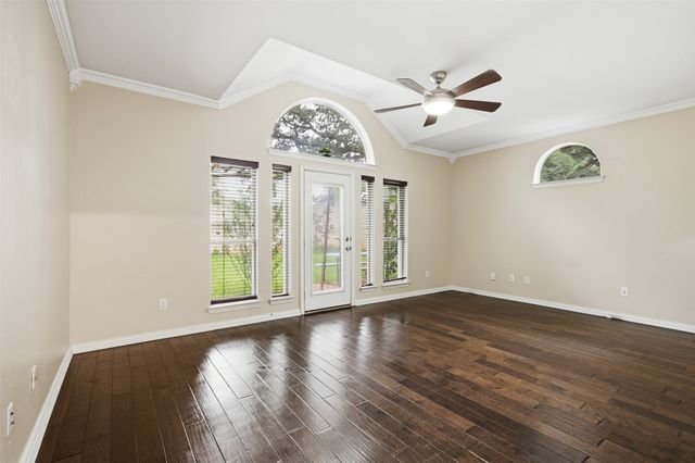 2115 Lexington Drive, Mansfield, TX 76063
