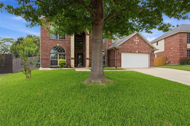 2115 Lexington Drive, Mansfield, TX 76063