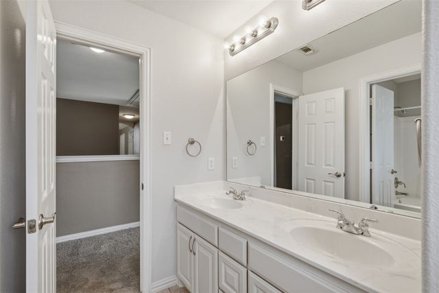 2115 Lexington Drive, Mansfield, TX 76063