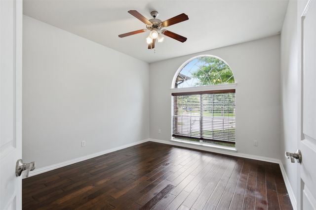 2115 Lexington Drive, Mansfield, TX 76063