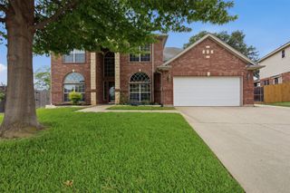 2115 Lexington Drive, Mansfield, TX 76063