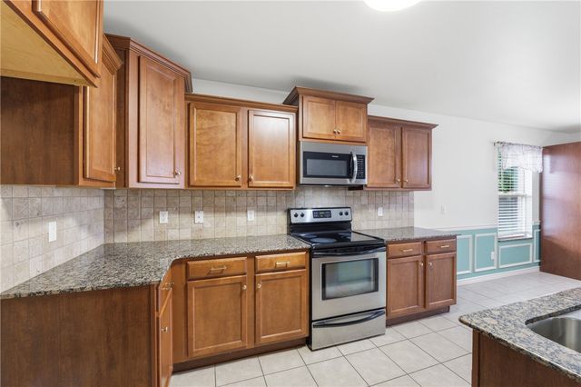 1021 Sienna Drive, Centerton, AR 72719