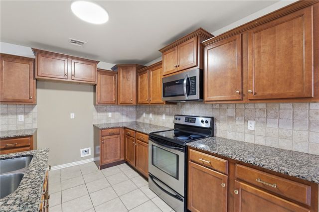 1021 Sienna Drive, Centerton, AR 72719
