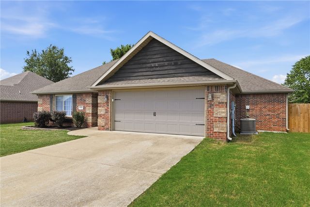 1021 Sienna Drive, Centerton, AR 72719