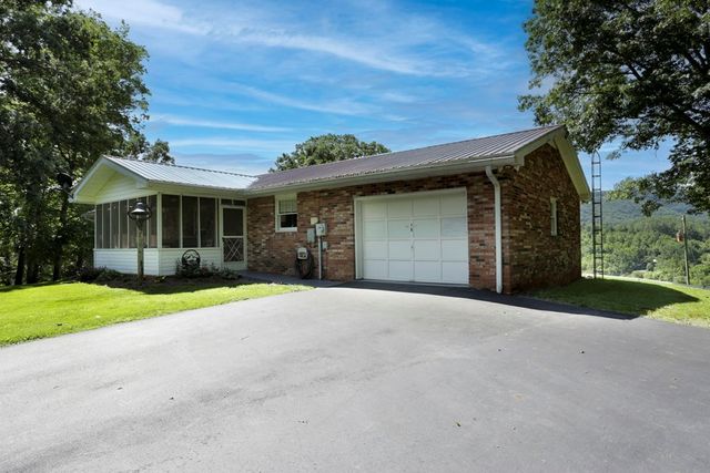 16 Lois Lane, Hayesville, NC 28904