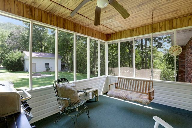 16 Lois Lane, Hayesville, NC 28904