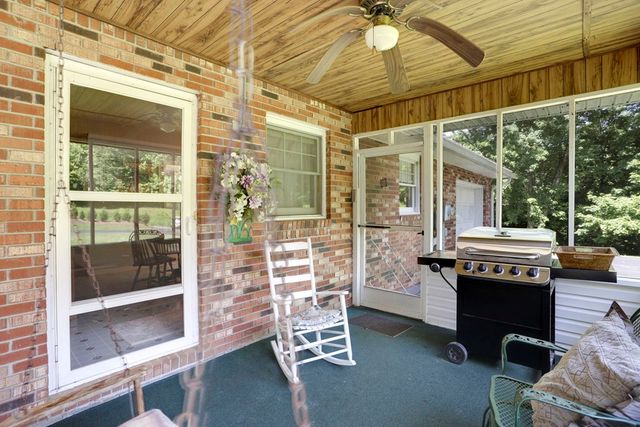 16 Lois Lane, Hayesville, NC 28904