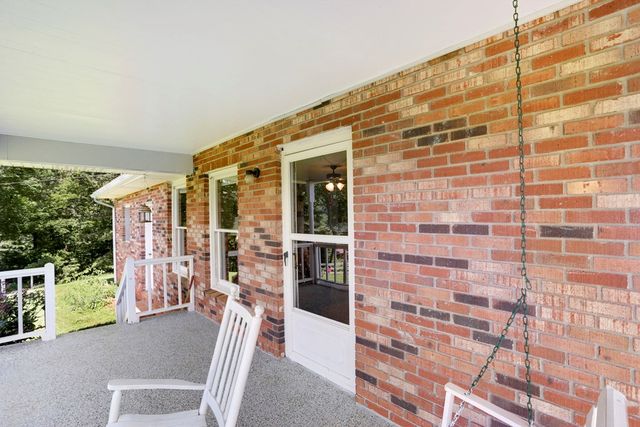 16 Lois Lane, Hayesville, NC 28904