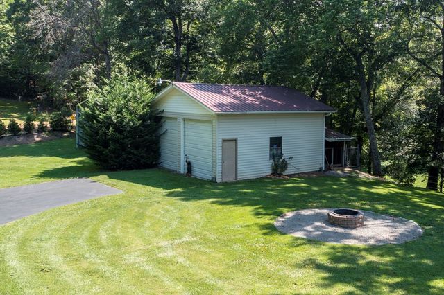 16 Lois Lane, Hayesville, NC 28904