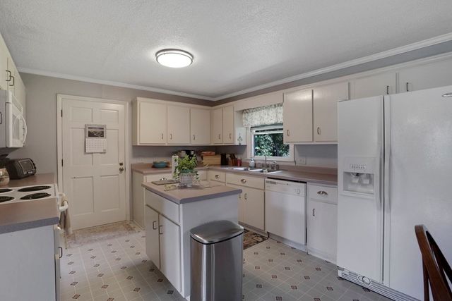 16 Lois Lane, Hayesville, NC 28904