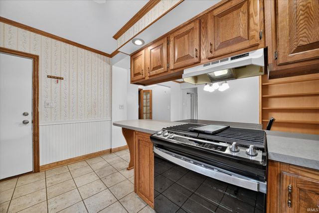 25520 Country Club Drive, South Bend, IN 46619