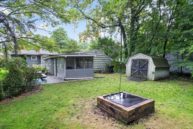 25520 Country Club Drive, South Bend, IN 46619
