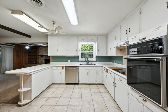1514 Azalea Drive, Arlington, TX 76013
