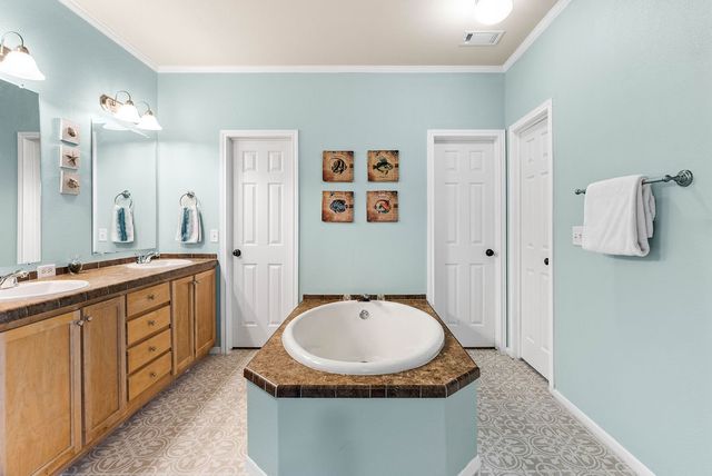 1505 Antoinette Dr, Corpus Christi, TX 78418