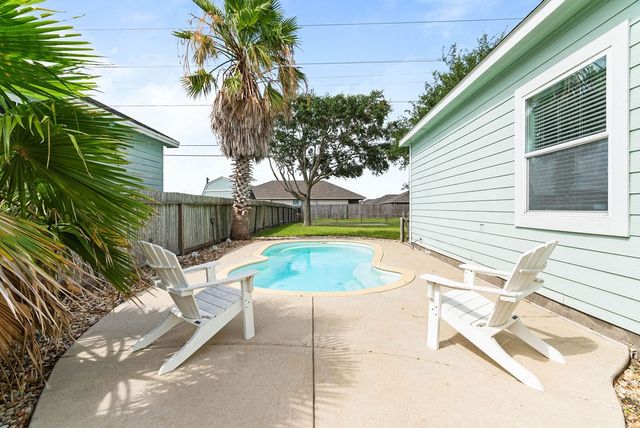 1505 Antoinette Dr, Corpus Christi, TX 78418
