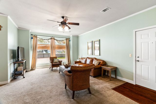 1505 Antoinette Dr, Corpus Christi, TX 78418