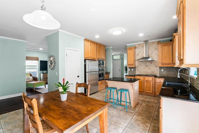 1505 Antoinette Dr, Corpus Christi, TX 78418