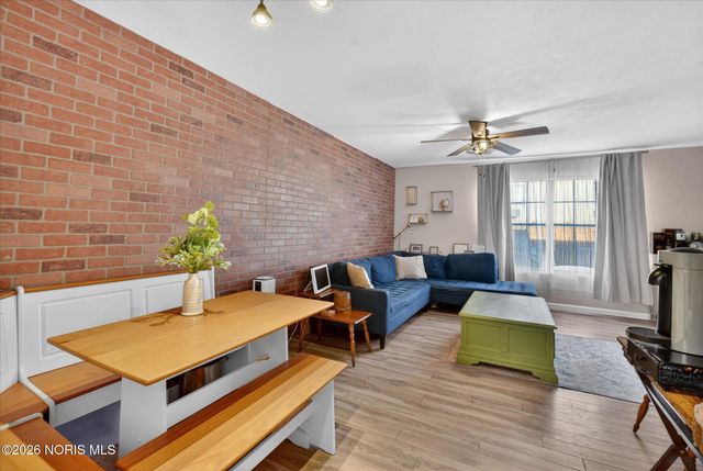 3753 W Alexis Road, Toledo, OH 43623