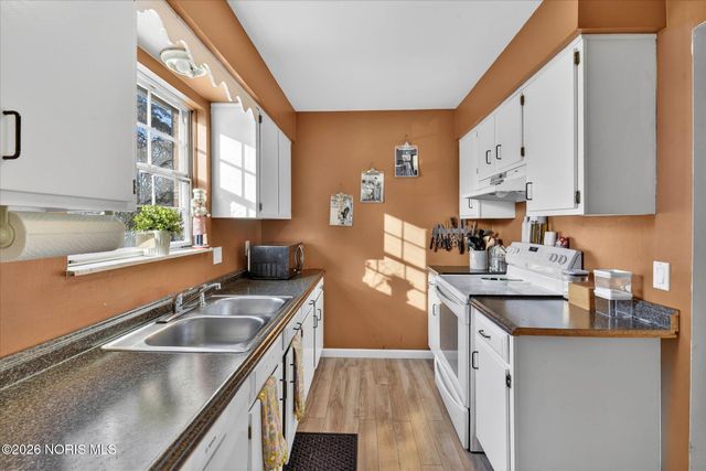 3753 W Alexis Road, Toledo, OH 43623