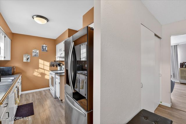 3753 W Alexis Road, Toledo, OH 43623