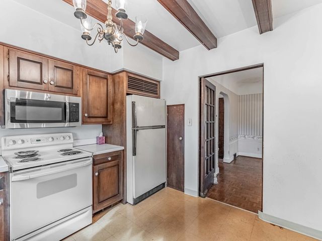522 Byrd Road, Riverside, IL 60546