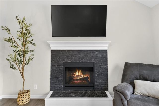 410 E 166th Court, Belton, MO 64012