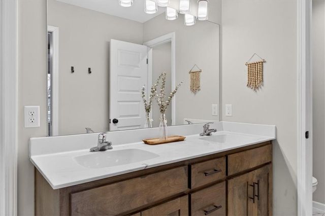 410 E 166th Court, Belton, MO 64012